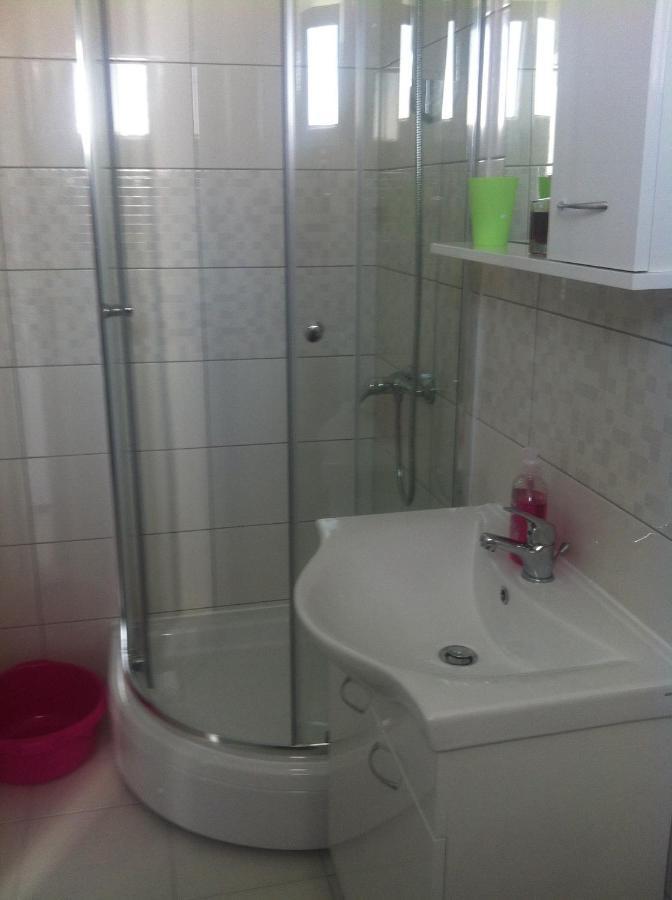 Apartments By The Sea Gradac, Makarska - 13181 Gradac  Esterno foto
